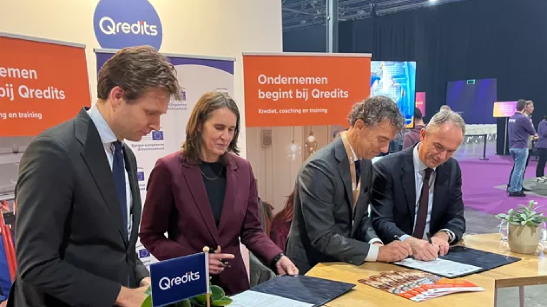 Ondertekening overeenkomst